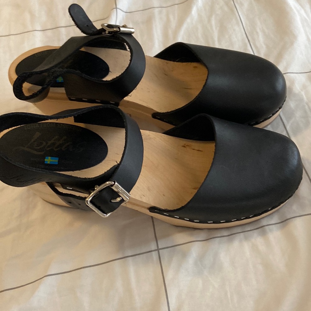 Black Clogs